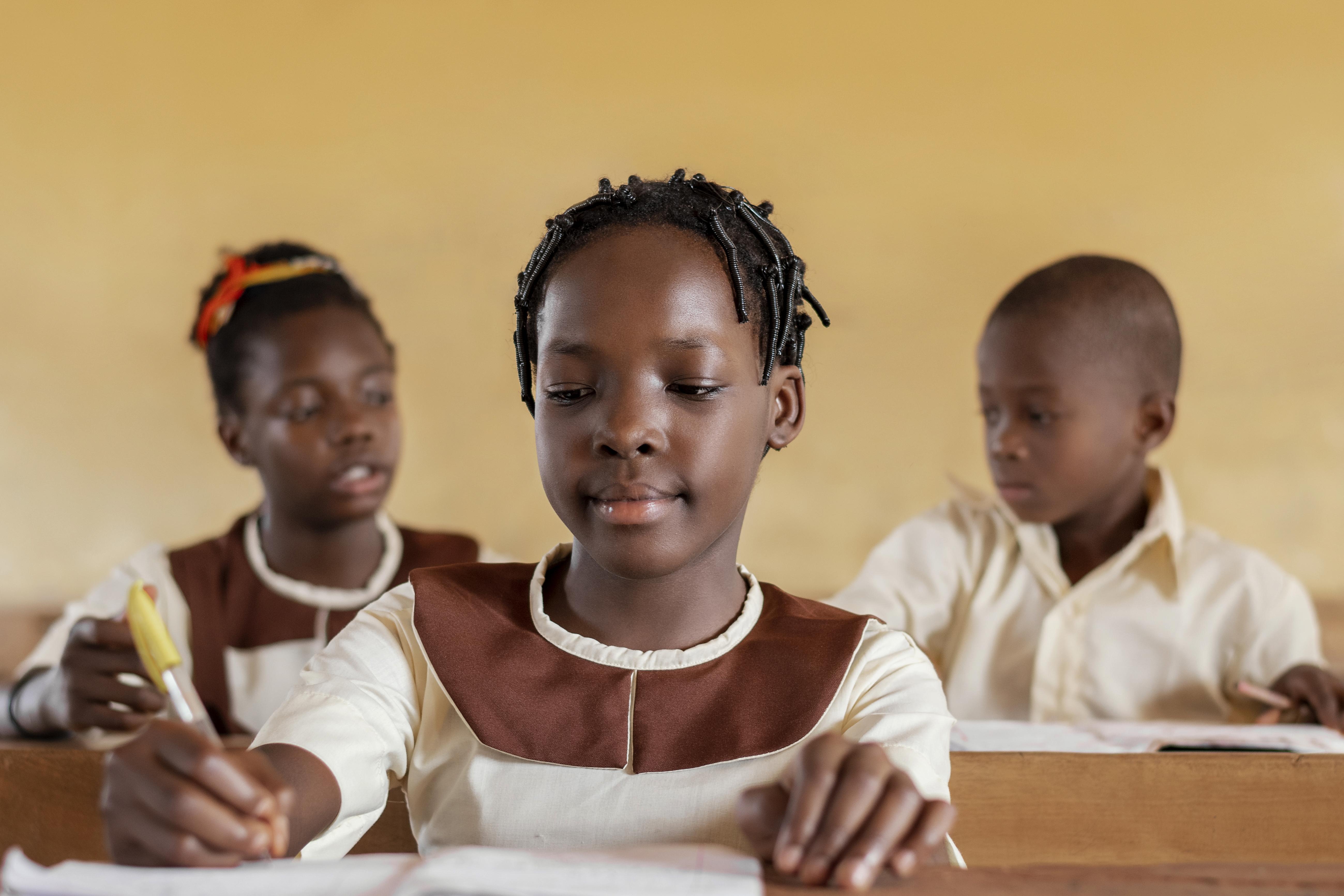 IGUNSIN COMMUNITY GRAMMAR SCHOOL IGUNSIN Hero Image